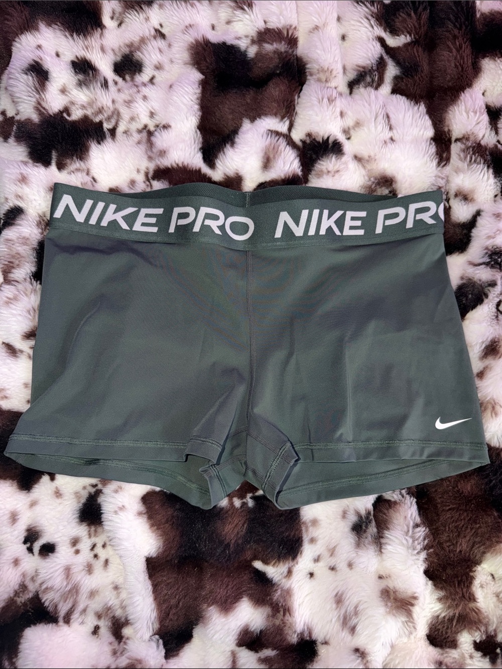 Nike Pro Olive Green Fitness Bike Shorts
